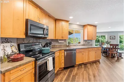 2439 NE 282nd Ave, Camas, WA 98607 - Photo 12