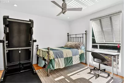 173 NE Bridgeton Rd #13, Portland, OR 97211 - Photo 12