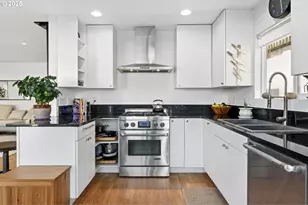 173 NE Bridgeton Rd, Portland, OR 97211 - Photo 10