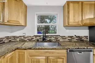 146 Warner Parrott Rd, Oregon City, OR 97045 - Photo 8