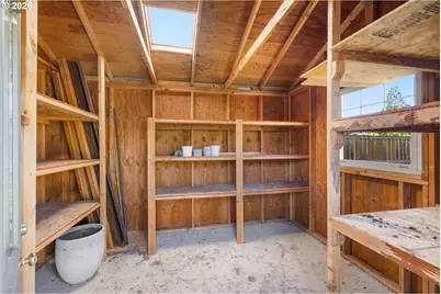 17570 NW Park View Blvd, Portland, OR 97229 - Photo 32