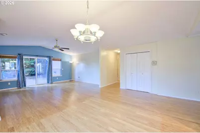 2179 SE Glendale Ct, Hillsboro, OR 97123 - Photo 6