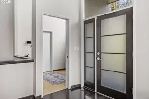 5202 SW Northwood Ave, Portland, OR 97239 - Photo 6