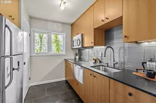 5202 SW Northwood Ave, Portland, OR 97239 - Photo 32