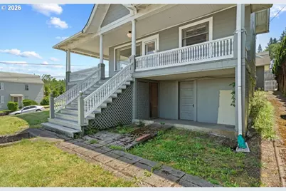 406 W C St, Rainier, OR 97048 - Photo 4