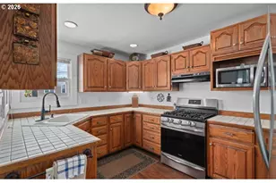 406 W C St, Rainier, OR 97048 - Photo 20