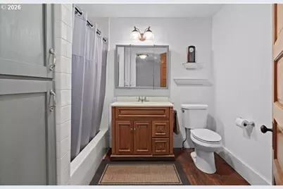 406 W C St, Rainier, OR 97048 - Photo 16