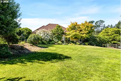19560 NE Herring Ln, Newberg, OR 97132 - Photo 4