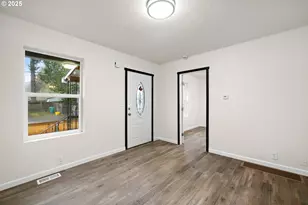 8412 SE Liebe St, Portland, OR 97266 - Photo 6