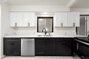 8412 SE Liebe St, Portland, OR 97266 - Photo 14