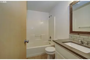 1138 W 29th St, Vancouver, WA 98660 - Photo 14