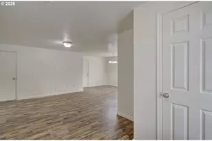 1138 W 29th St, Vancouver, WA 98660 - Photo 2
