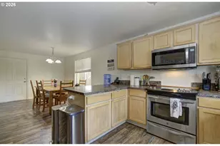 1138 W 29th St, Vancouver, WA 98660 - Photo 6
