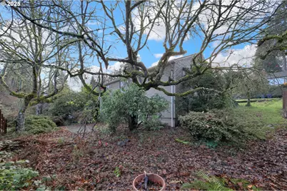 605 Fulvue Dr, Eugene, OR 97405 - Photo 40