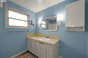 605 Fulvue Dr, Eugene, OR 97405 - Photo 18