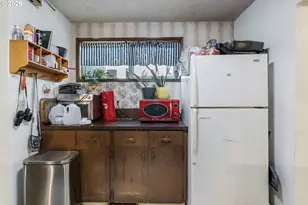 220 SE 28th Ave, Hillsboro, OR 97123 - Photo 22