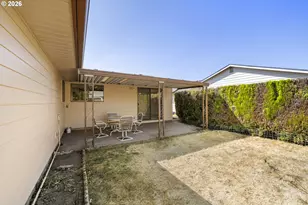 2044 Astor Way, Woodburn, OR 97071 - Photo 24