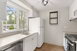 29650 SW Courtside Dr, Wilsonville, OR 97070 - Photo 4