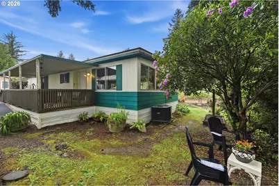 690 Village Pines Dr, Coos Bay, OR 97420 - Photo 6