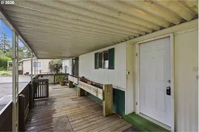 690 Village Pines Dr, Coos Bay, OR 97420 - Photo 4