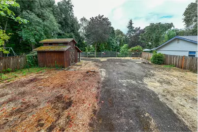2580 Pioneer Pike, Eugene, OR 97401 - Photo 2