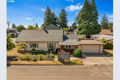 1235 C St, Washougal, WA 98671 - Photo 2
