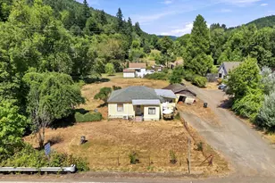 152 Bear Creek Rd, Cottage Grove, OR 97424 - Photo 12