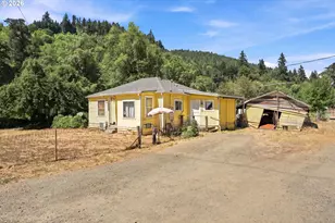 152 Bear Creek Rd, Cottage Grove, OR 97424 - Photo 8