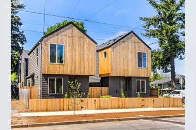 7560 N Emerald Ave, Portland, OR 97217 - Photo 2