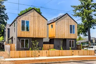 7560 N Emerald Ave, Portland, OR 97217 - Photo 2