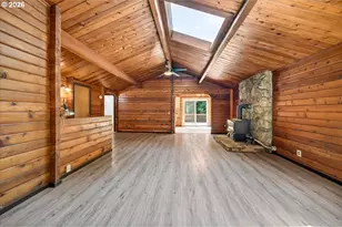 15072 Creek View Ln, Vernonia, OR 97064 - Photo 10
