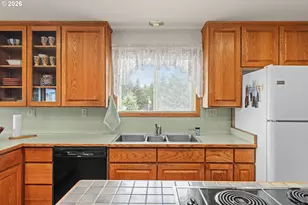 63704 Seven Devils Rd, Coos Bay, OR 97420 - Photo 18