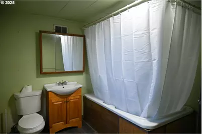 115 N Water St, Weston, OR 97886 - Photo 10