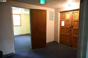 115 N Water St, Weston, OR 97886 - Photo 4