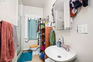 427 Washington St, Eugene, OR 97401 - Photo 18