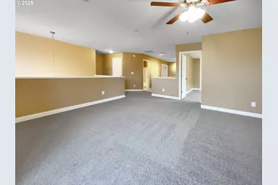 15516 SE Evergreen Dr, Portland, OR 97236 - Photo 14