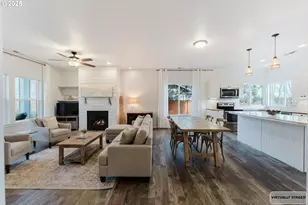 61142 Brookhollow Dr, Bend, OR 97702 - Photo 4