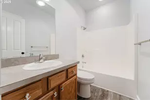 61142 Brookhollow Dr, Bend, OR 97702 - Photo 20