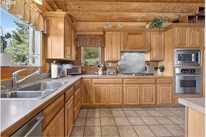 89112 Skyhigh Dr, Springfield, OR 97477 - Photo 10