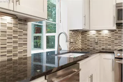 7799 SW Montclair Dr, Portland, OR 97225 - Photo 16