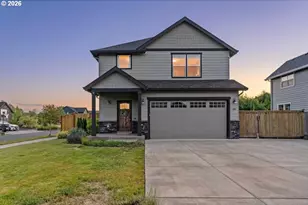1810 Cedar Brook Dr, Eugene, OR 97402 - Photo 2