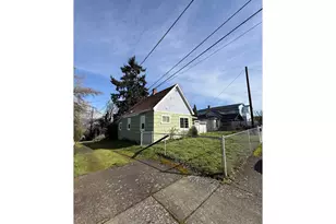 445 Wilson St, Salem, OR 97302 - Photo 2