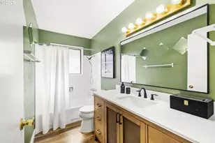 14225 SE Mill St, Portland, OR 97233 - Photo 20