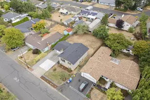 14225 SE Mill St, Portland, OR 97233 - Photo 38