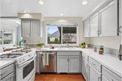 16595 SW Henderson Ct, Beaverton, OR 97007 - Photo 12