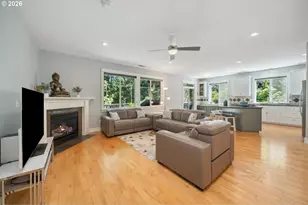 7540 SW Becky Ct, Beaverton, OR 97007 - Photo 2