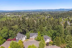 7540 SW Becky Ct, Beaverton, OR 97007 - Photo 44