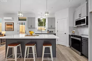 284 NW Mawrcrest Ave, Gresham, OR 97030 - Photo 12