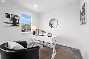 284 NW Mawrcrest Ave, Gresham, OR 97030 - Photo 22