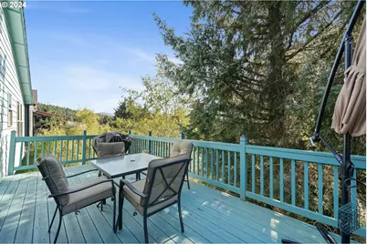 350 NE Harbor View Pl, Depoe Bay, OR 97341 - Photo 16